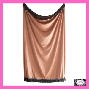 Josephine Throw By Laurence Llewelyn-Bowen In Gold