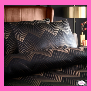Cocktail Duvet Set In Black By Laurence Llewelyn-Bowen