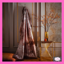 Load image into Gallery viewer, Venus Primavera Throw In Natural By Laurence Llewelyn-Bowen