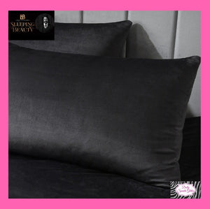 Sleeping Beauty By Laurence Llewelyn-Bowen Montrose Luxury Velvet Duvet Set In Black